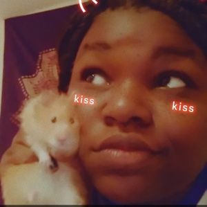 Meet your Posher, Zoe